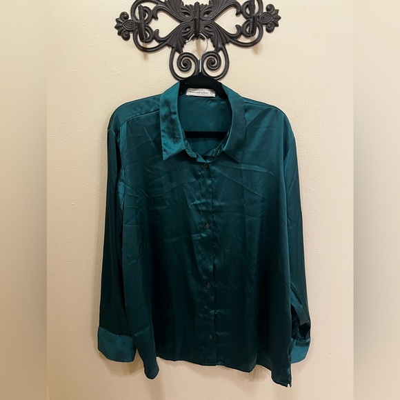 Abercrombie & Fitch Tops - Abercrombie & Fitch Green Satin Button-Down Shirt